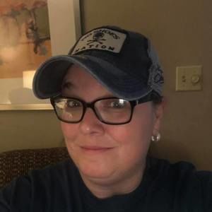 Meet your Posher, Dena